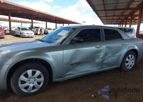 2005 Chrysler 300 z USA, uszkodzony, nr VIN 2C3JA43R25H153666